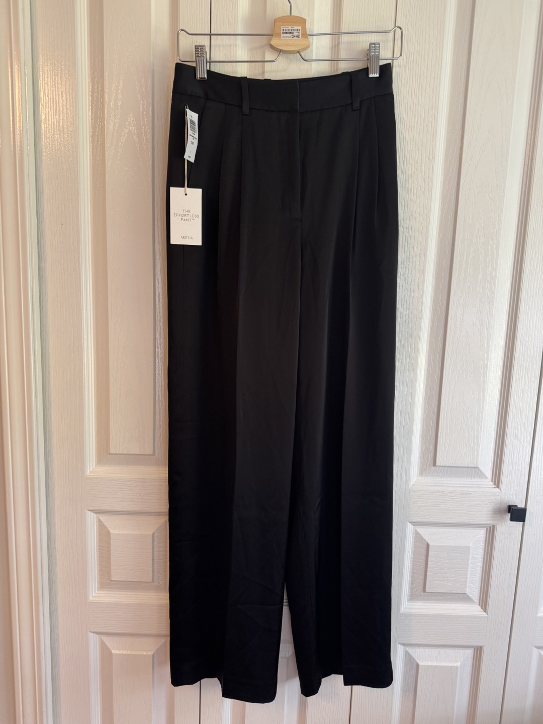 Aritzia The Effortless Pant - Size 4 Black
