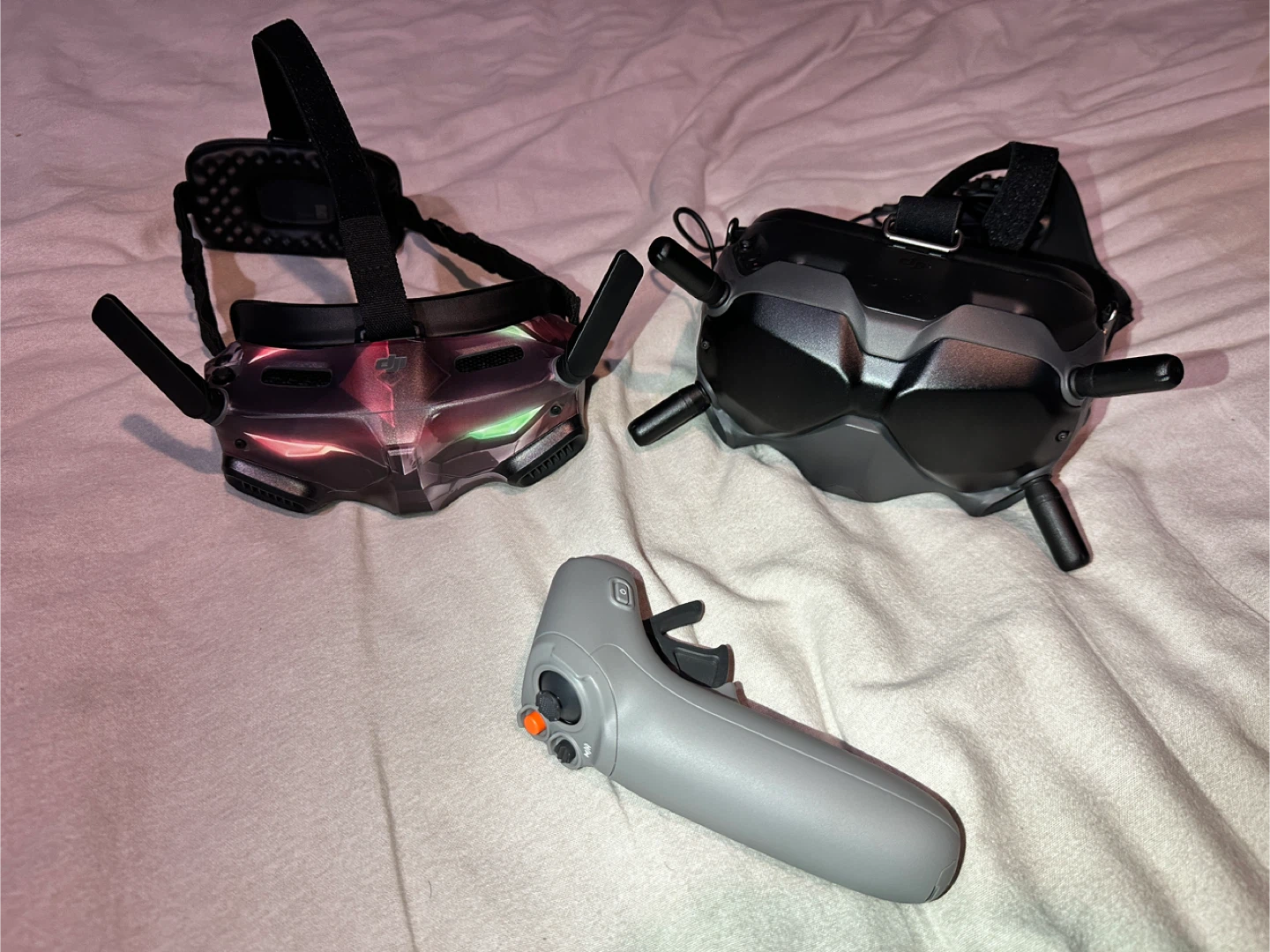 DJI FPV Goggles V2 & DJI Goggles Integra & Motion Controller 2