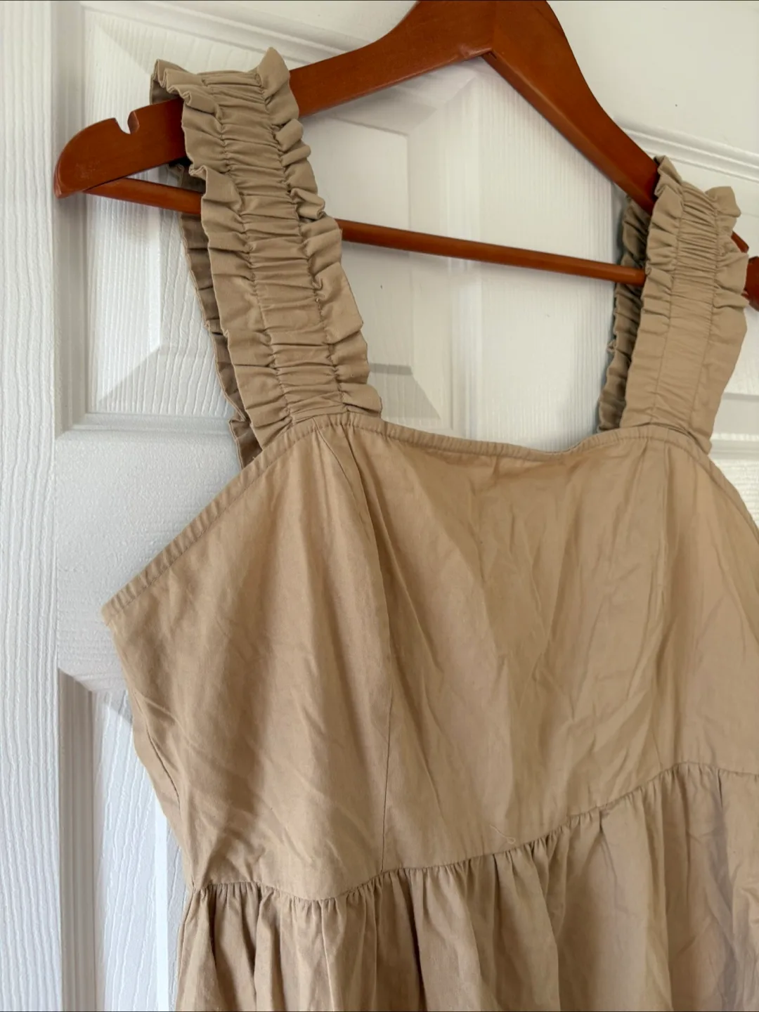 Rerod Beige Dress Size M image indicator(2)