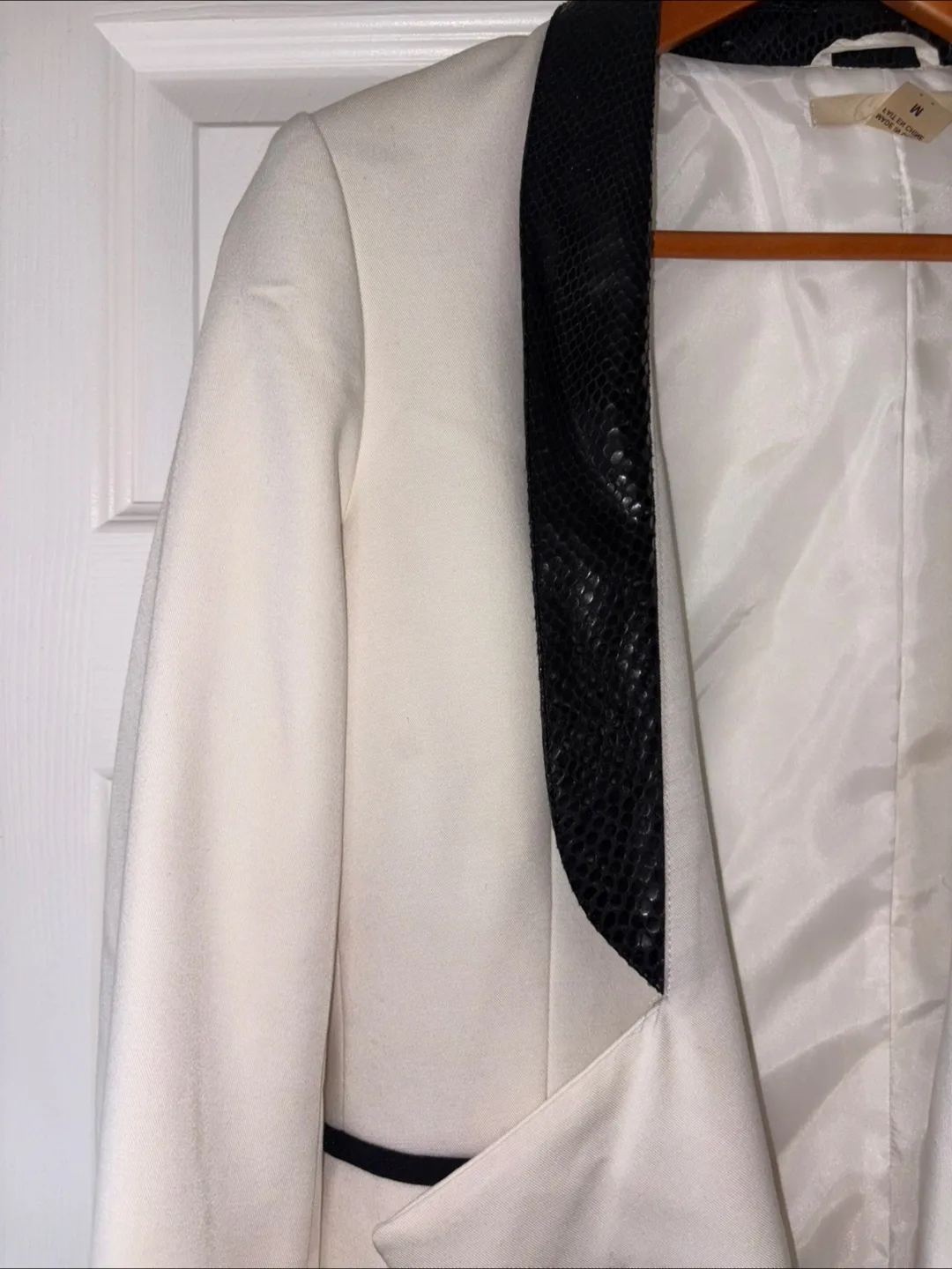 Cream Blazer - Size M image indicator(5)