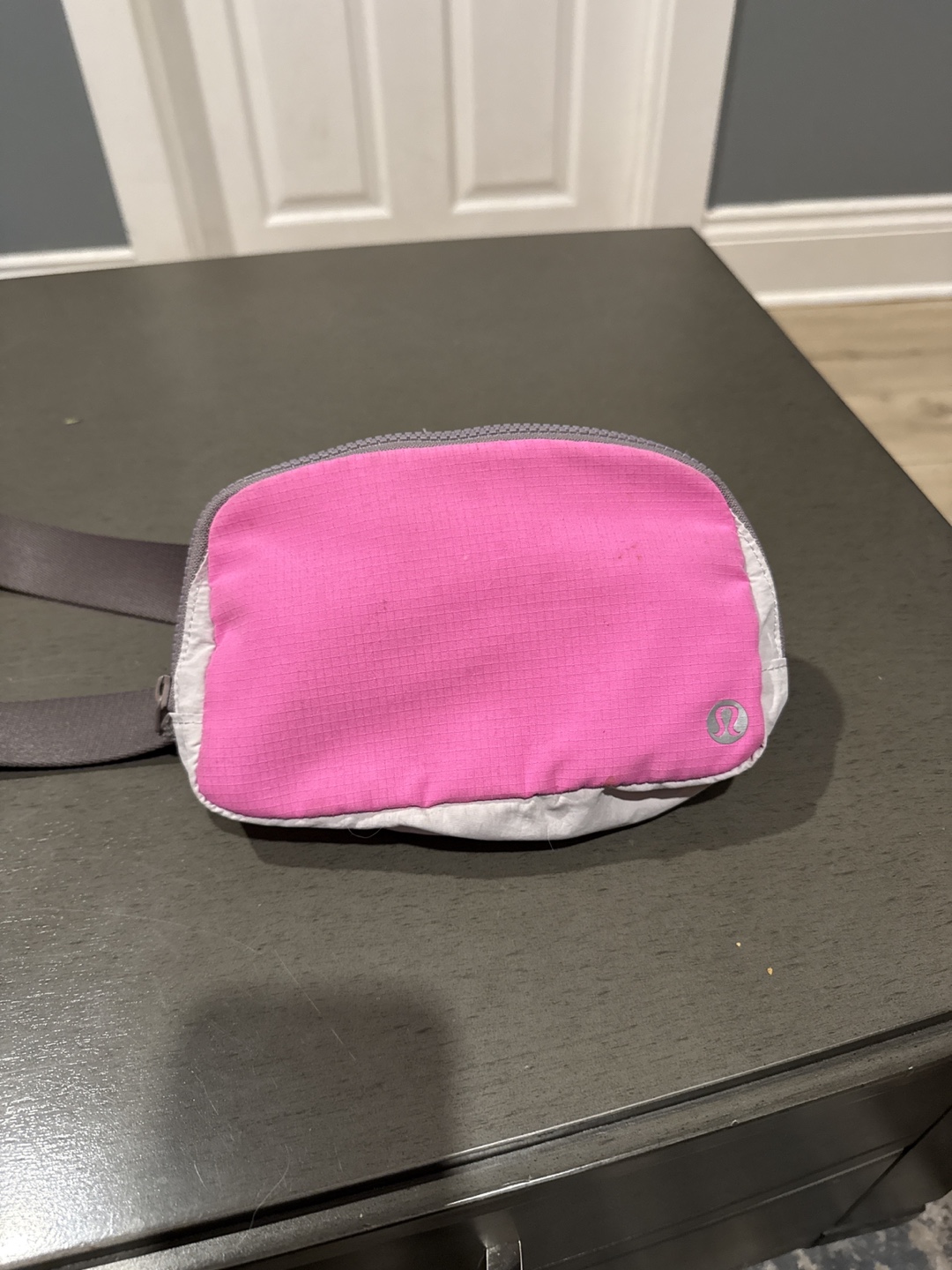 Lululemon Everywhere Belt Bag Pink