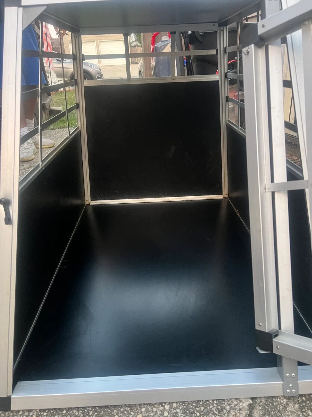 Aluminum Dog Crate “Cage” image indicator(2)