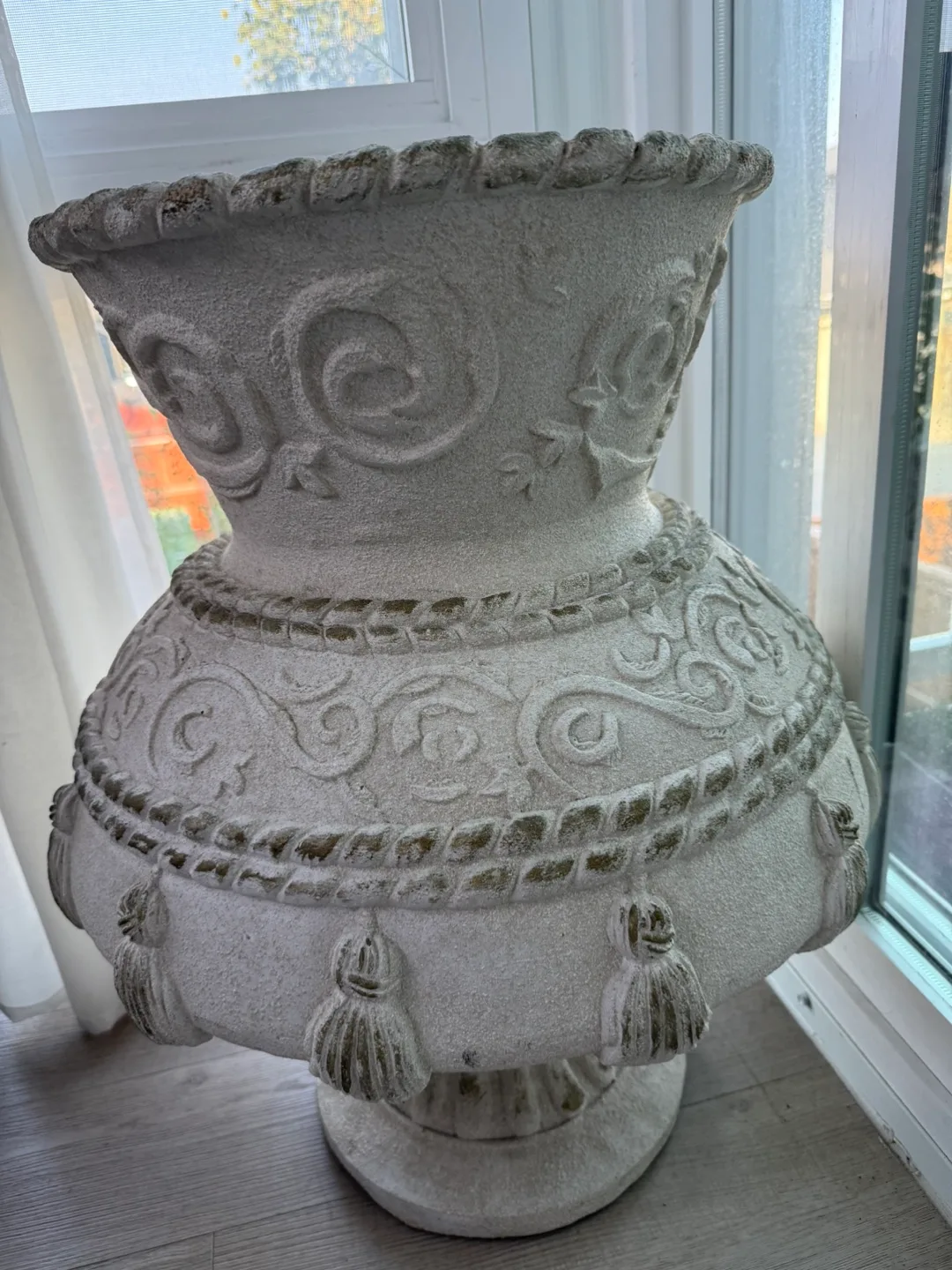 Floor pot height 24 inches image indicator(2)