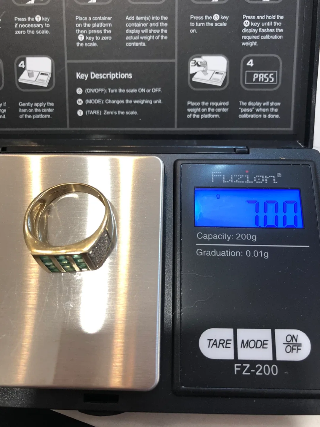 Authentic  Emerald & Diamond 14k sokid Gold Ring image indicator(4)