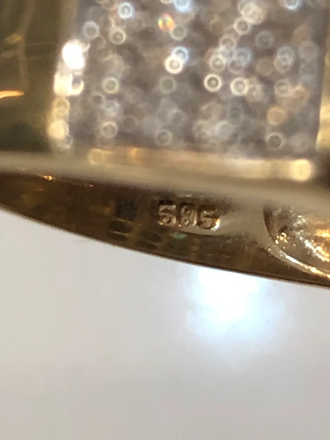 Authentic  Emerald & Diamond 14k sokid Gold Ring image indicator(5)