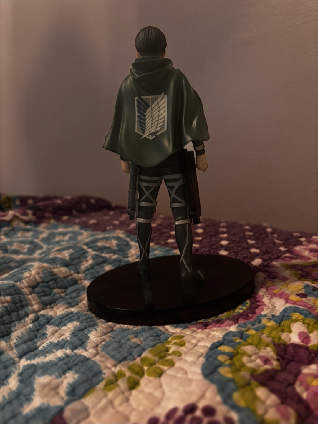 Attack on Titan figure - photo 2