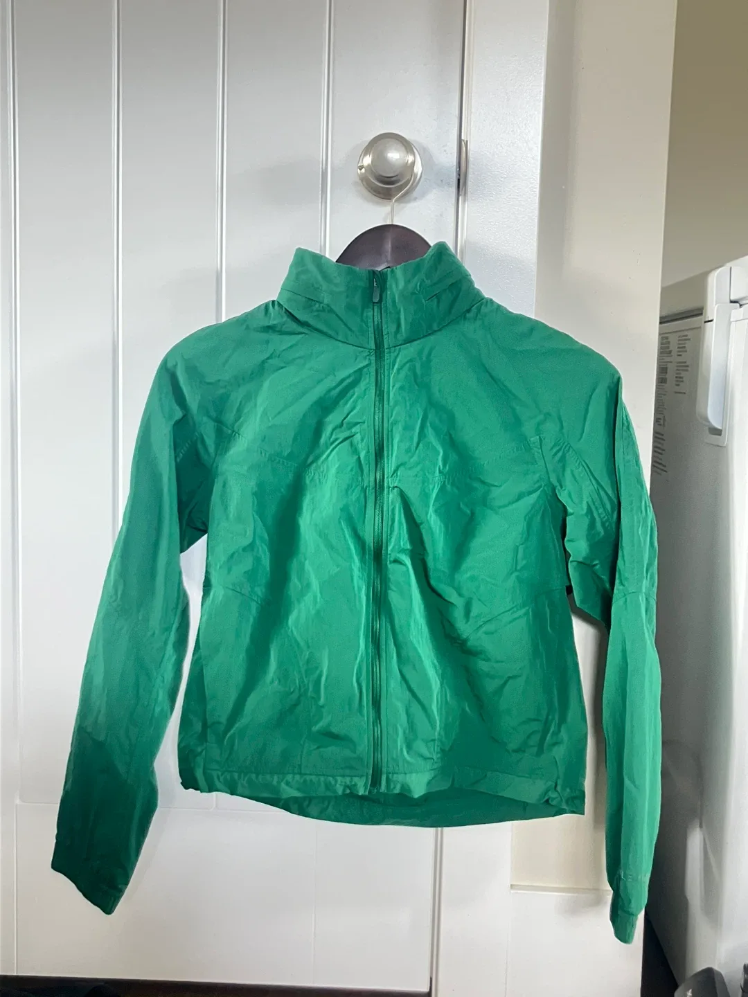 Lululemon Green Jacket - Size 2 image indicator(2)