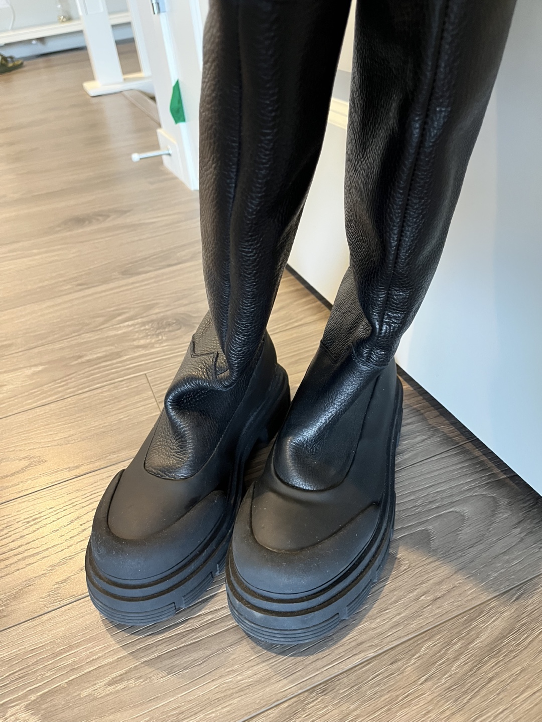 New : Zara Black Knee-High Leather Boots size 7 - photo 4