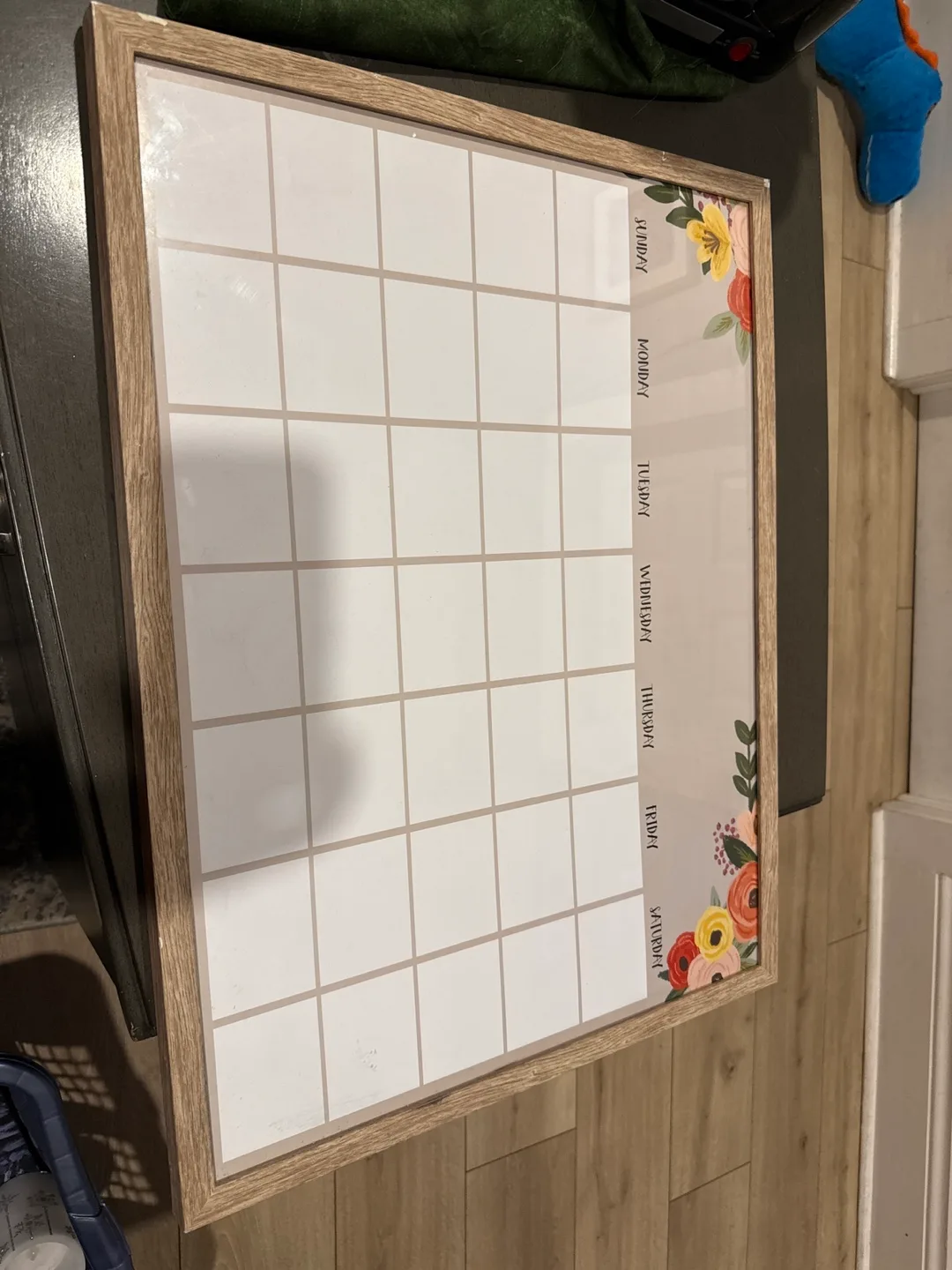 Floral Dry Erase Wall Calendar thumbnail