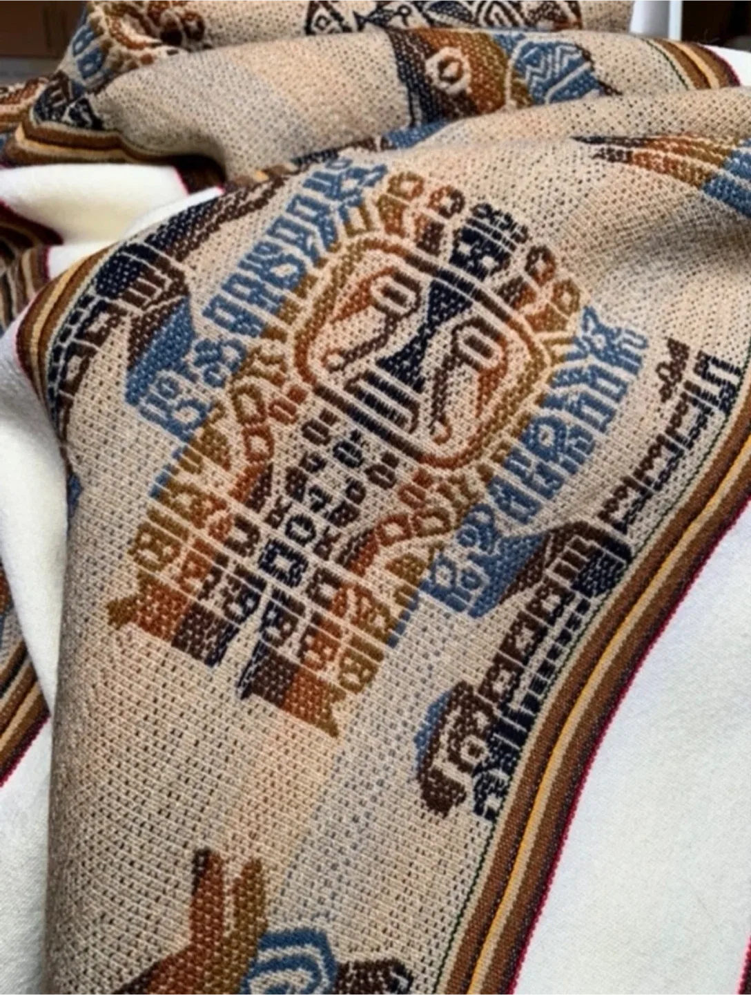 🆕Large Handwoven tablecloth| tapestry image indicator(5)