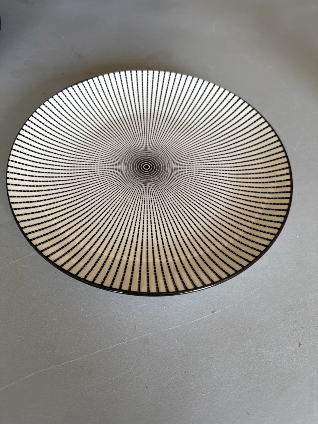 Striped Plate and Bowl Set - photo 2