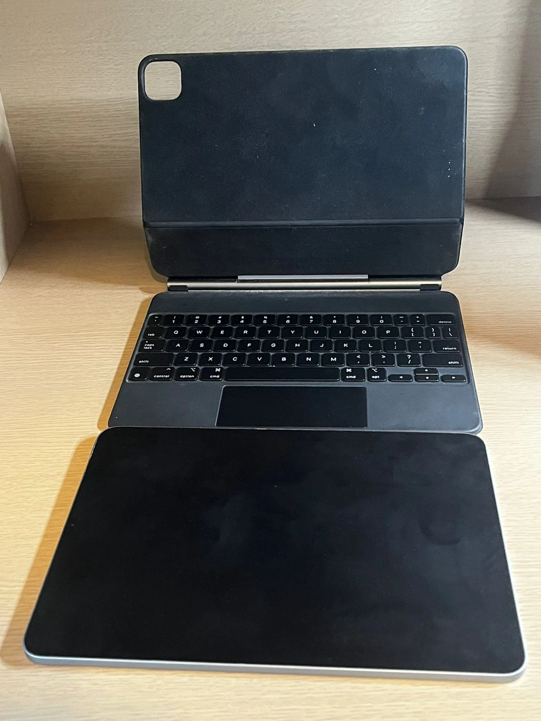 iPad Pro 12.9-inch with Magic Keyboard - photo 3