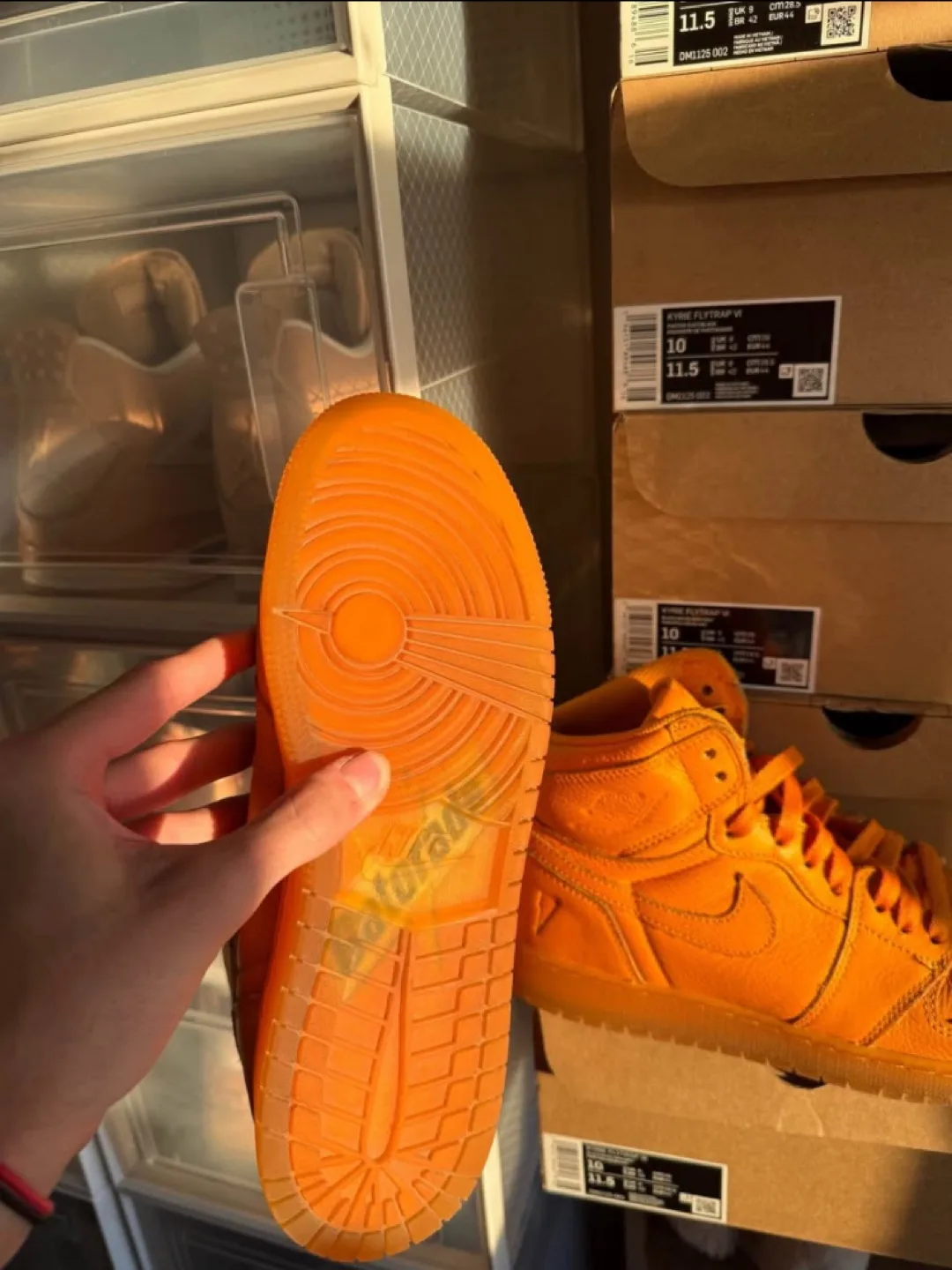 Nike Air Jordan 1 Retro High Gatorade Orange image indicator(4)