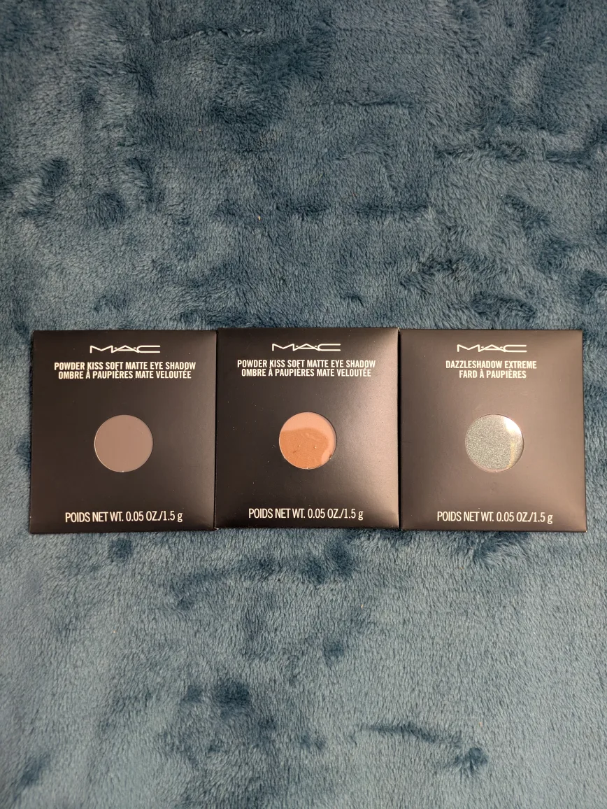 MAC Eyeshadows - Powder Kiss & Dazzleshadow