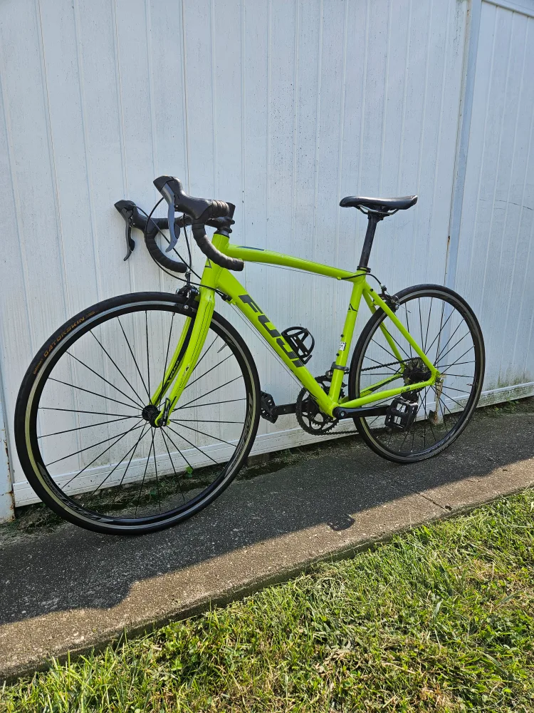 Fuji Two.3 Road Bike - Lime Green thumbnail