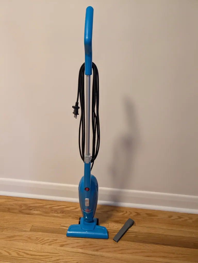 Bissell Featherweight - Stick Bagless Vacuum image indicator(4)