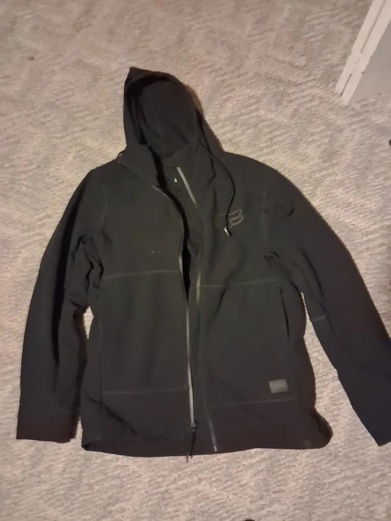 FOX Black Jacket - Size L thumbnail