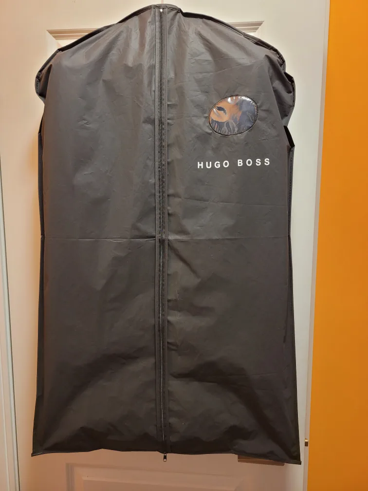 Hugo Boss Grand/Central Suit - Size 42R thumbnail