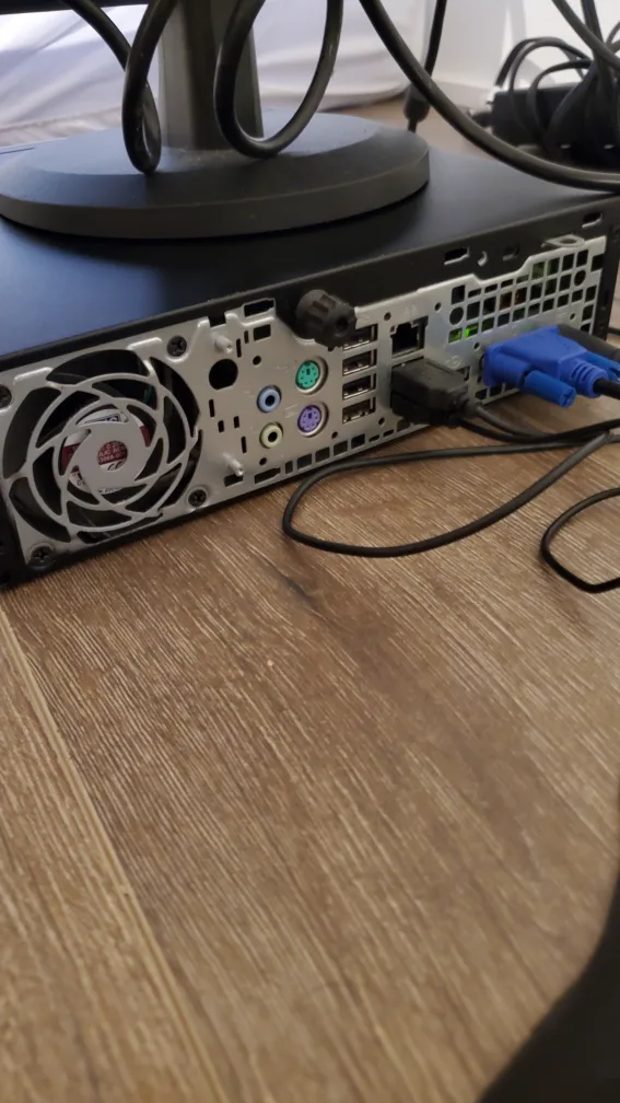 HP CORE VPro Full PC Setup w/Windows 10 & 22" Monitor image indicator(3)