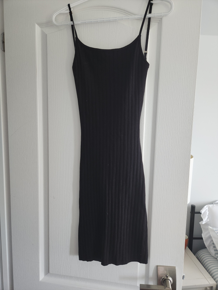 Brand new! Hera Collection Black Dress - Size L