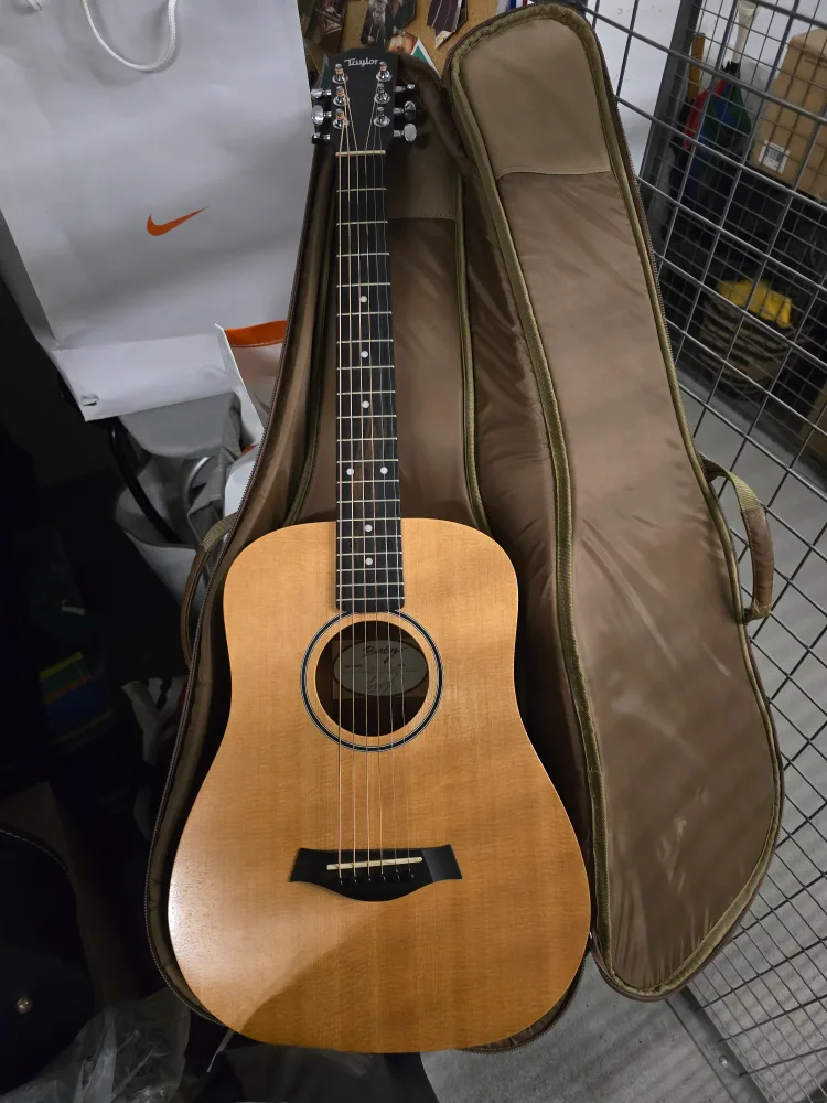 Taylor Baby Taylor (BT1) Acoustic Guitar w/ Gig Bag image indicator(2)
