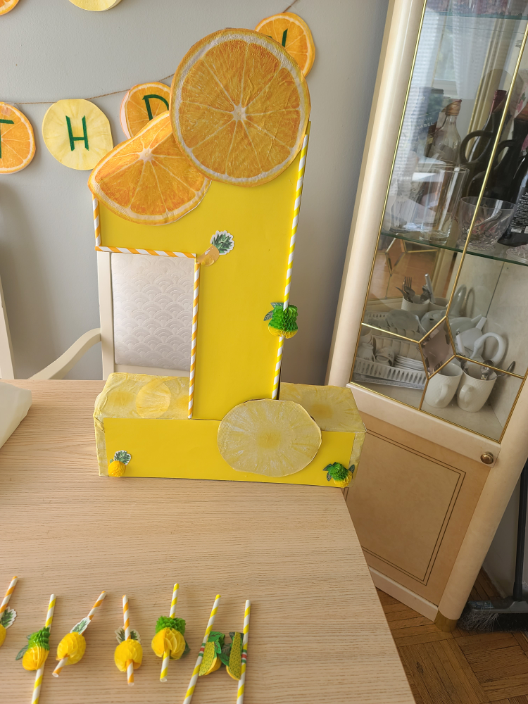 Party Decorations - Pineapple Straws, Tablecloth - photo 2