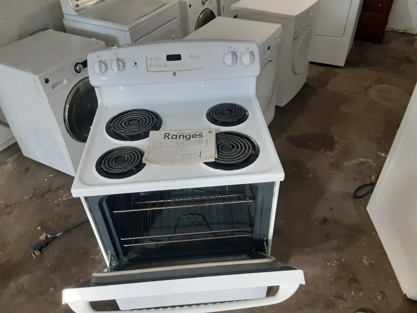 GE Electric Range free delivery - photo 2