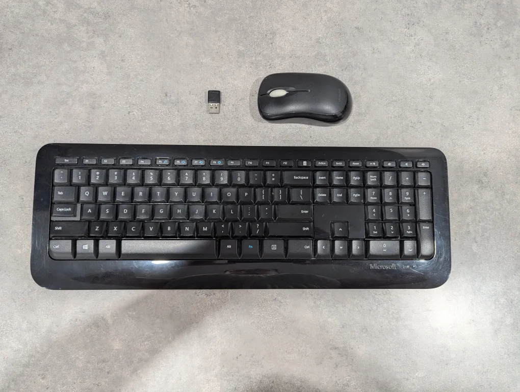 Microsoft Wireless Keyboard and Mouse thumbnail