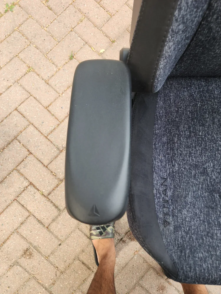 Secretlab Titan Gaming Chair image indicator(7)