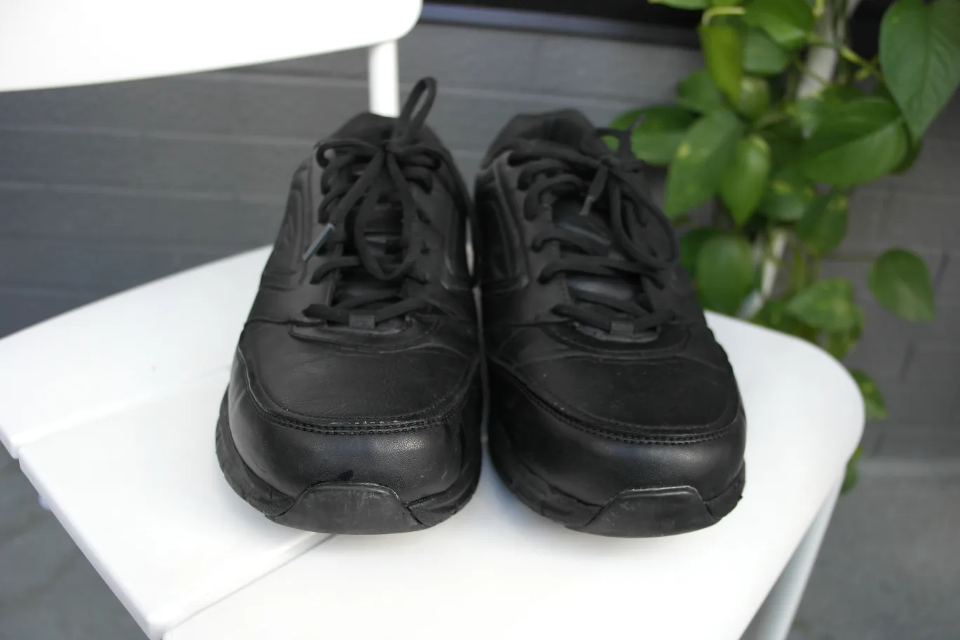 Skechers Black Work Shoe for men, slip-resistant image indicator(6)