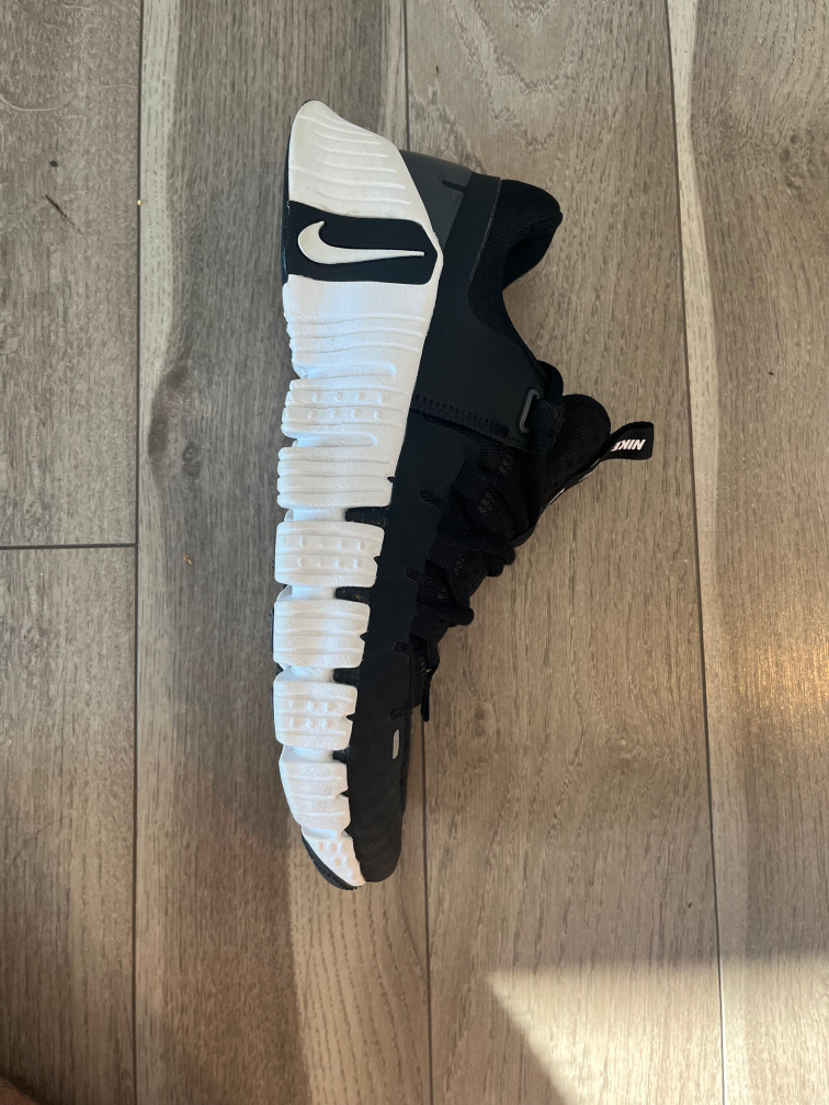 Nike Free Metcon 4 – Size 7 US - photo 4