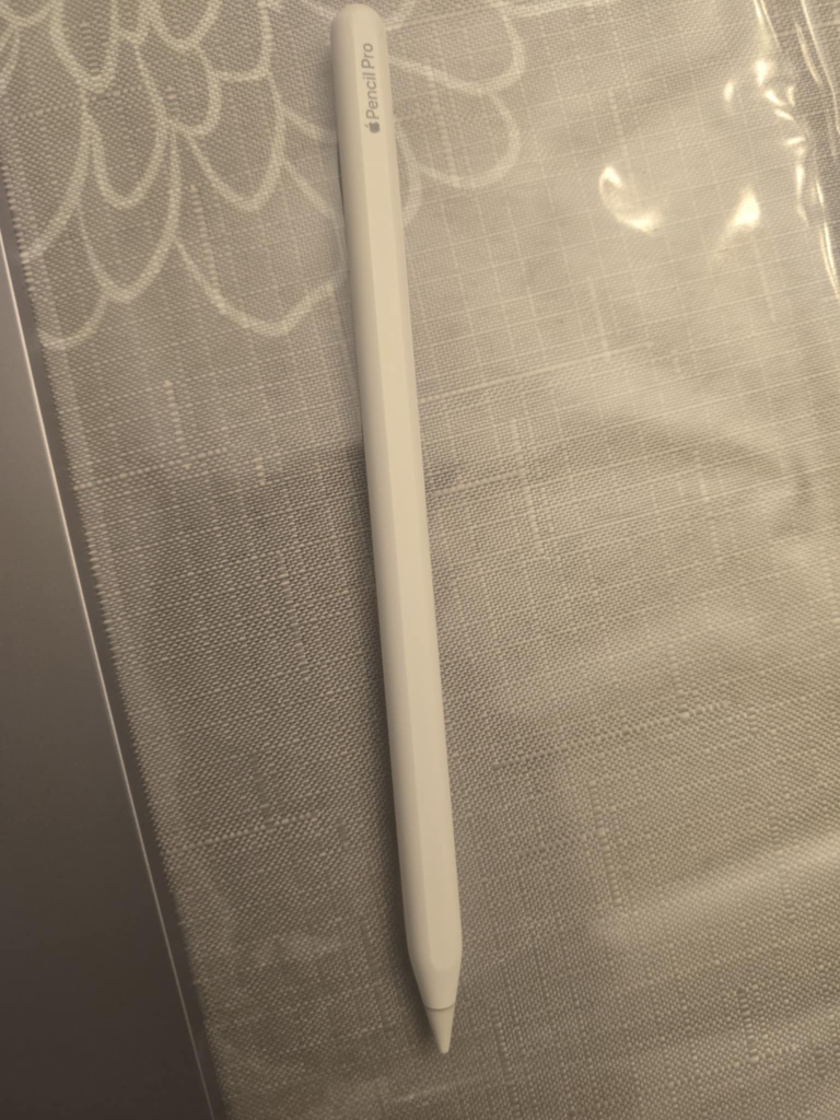 iPad Air & Apple Pencil Pro - photo 2