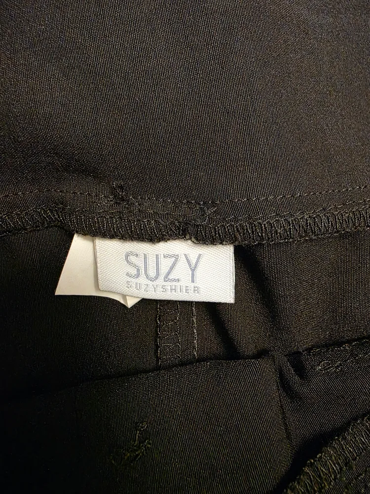 Suzy Shier Black Skirt - Size XS image indicator(3)