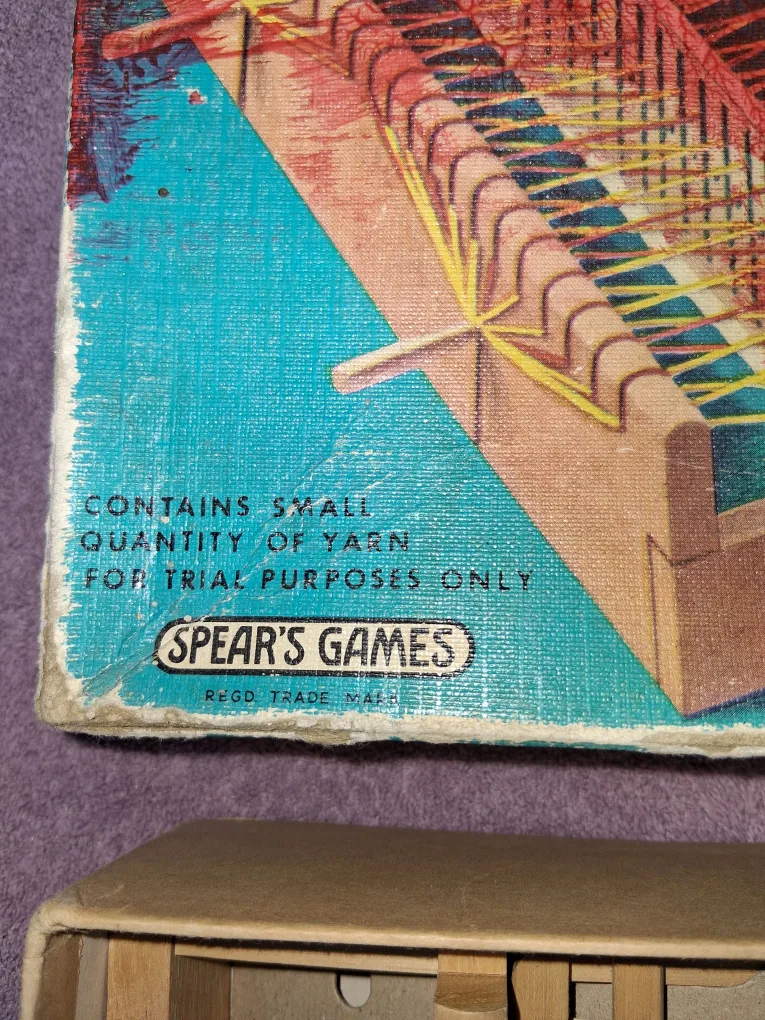 Spear's Weaving Loom Size 2 - Vintage! image indicator(2)