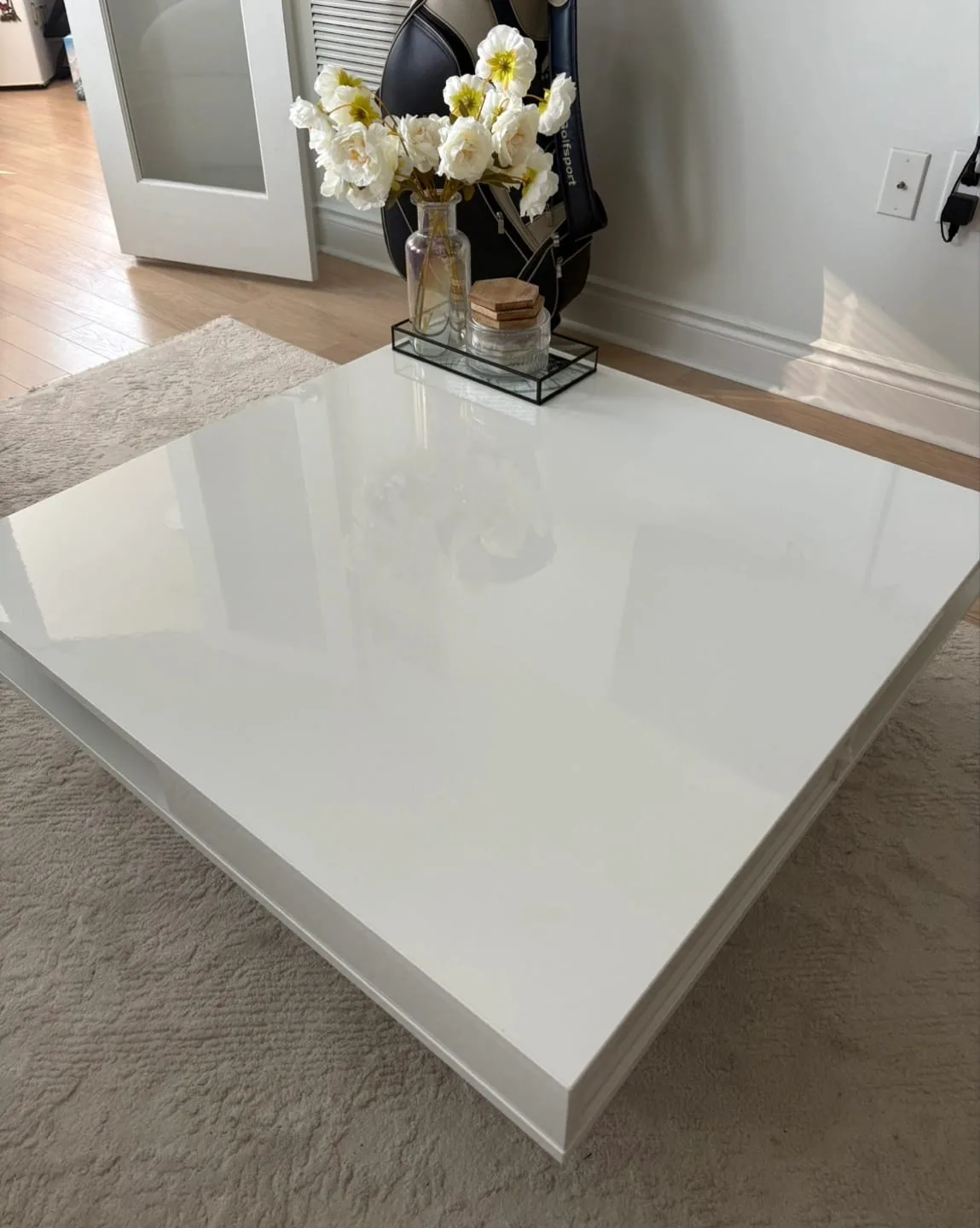 IKEA Tofteryd Coffee Table - White image indicator(2)