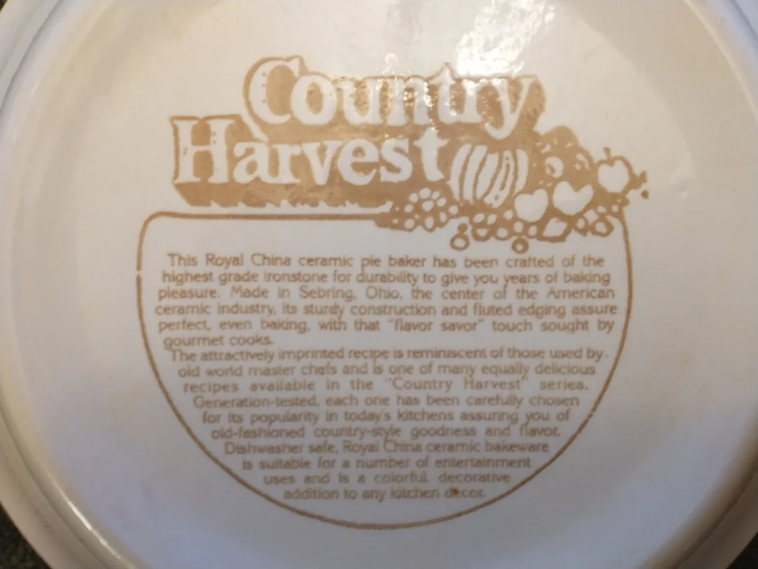 Vintage Royal China Pie Plate - Country Harvest image indicator(2)