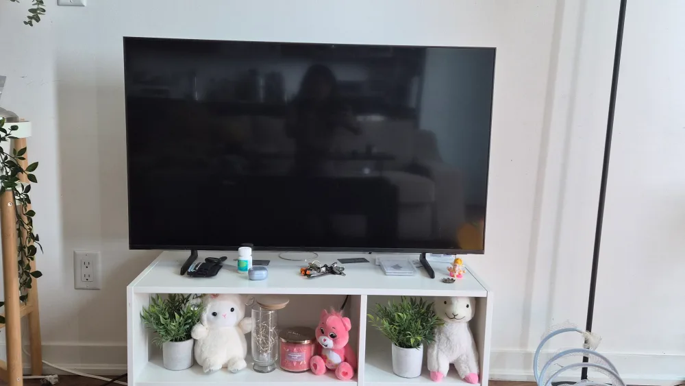 Samsung 43" U7900F 4K UHD HDR LED Smart TV thumbnail