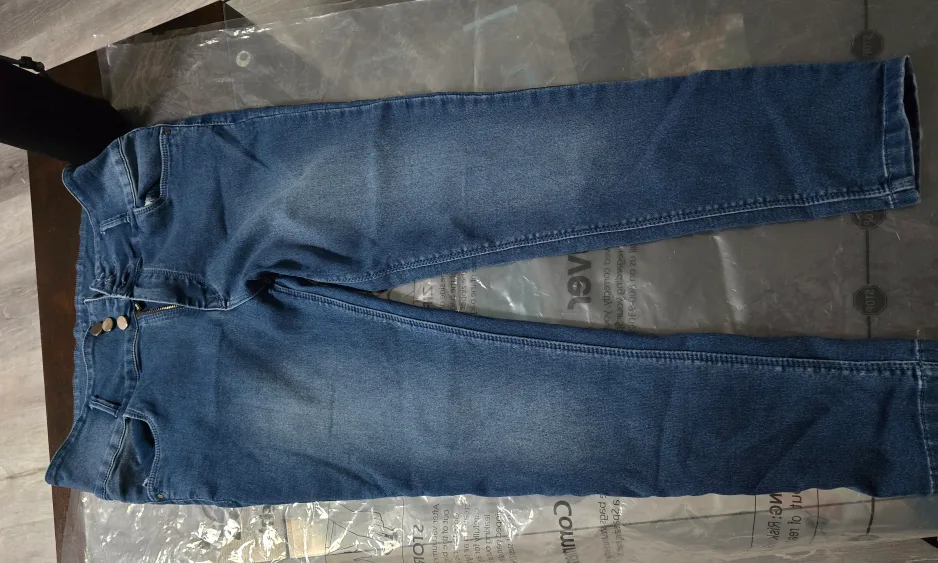 Blue Jeans thumbnail