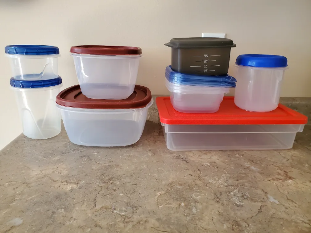 🧡 Assorted Food Storage Containers thumbnail