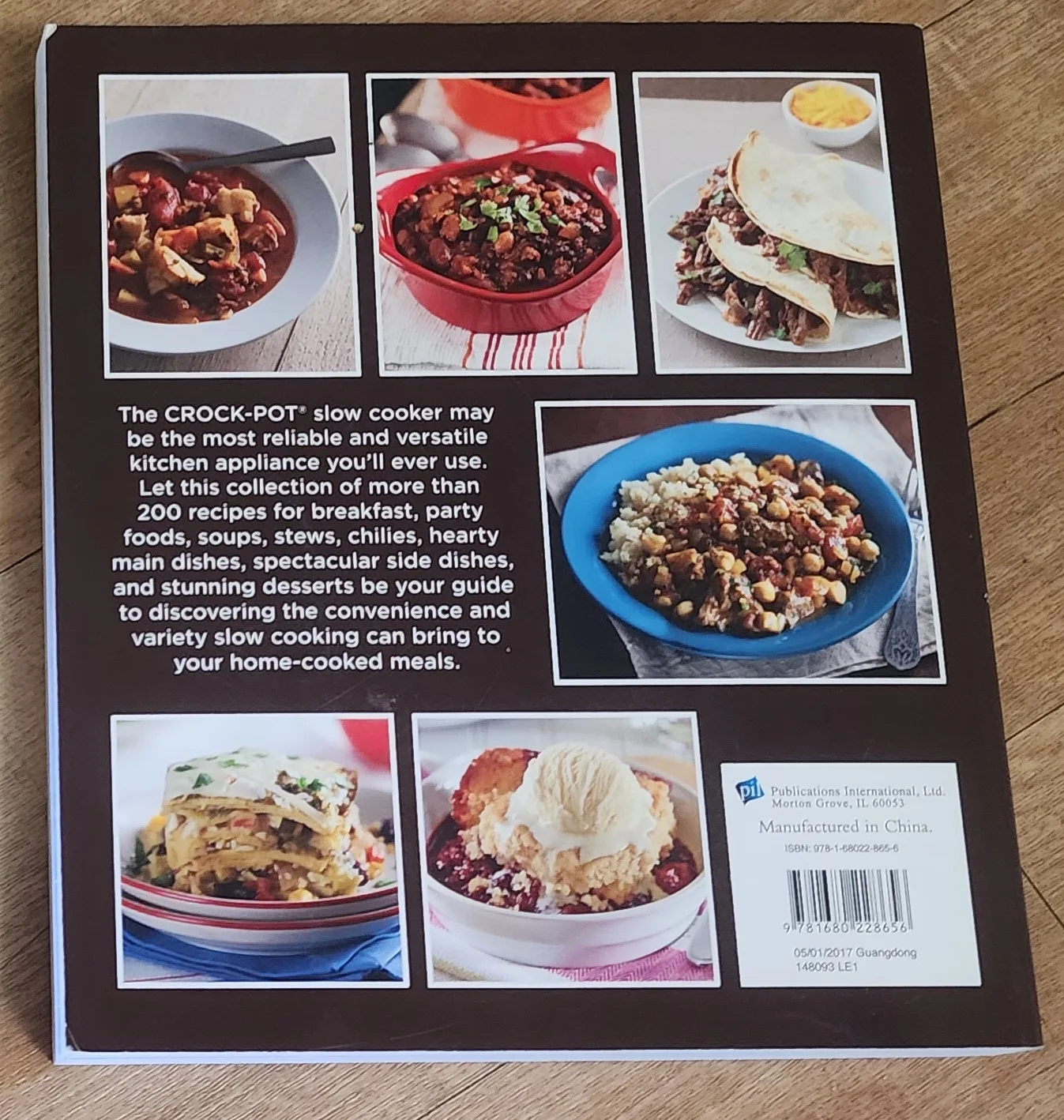 Crock-Pot Slow Cooker 8 Quart and Crock pot cookbook image indicator(6)