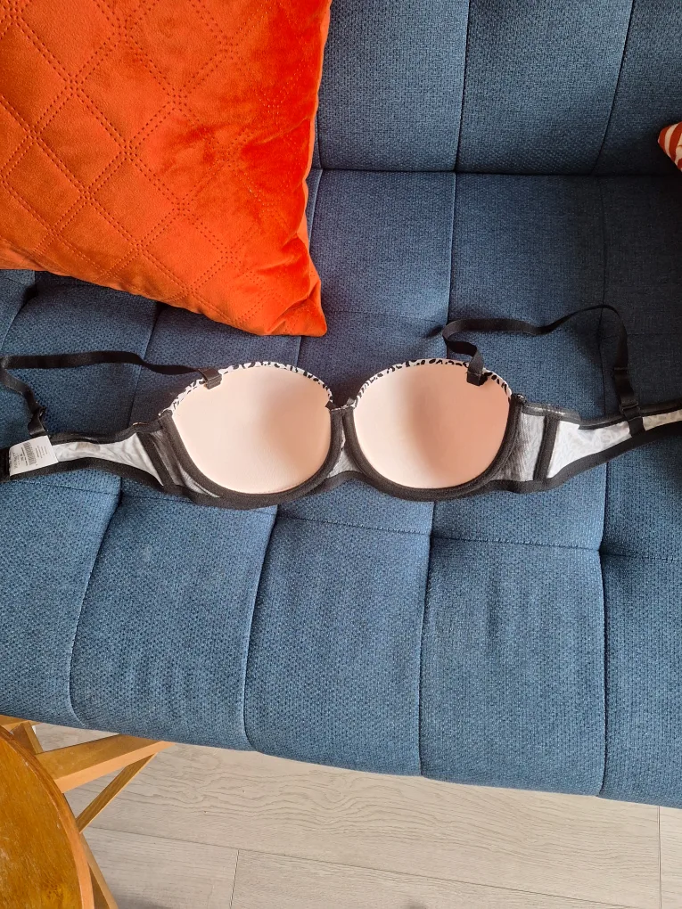 Infinity Women's Bra - Size 34B/75B image indicator(7)