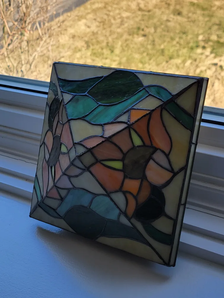 Stained Glass Sunflower Fence Post Topper Lampshade thumbnail