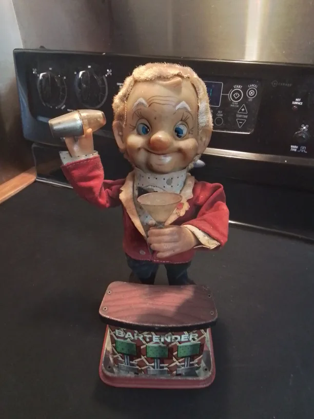 vintage Rosko Bartender tin toy from the 1960s, made in Japan image indicator(8)