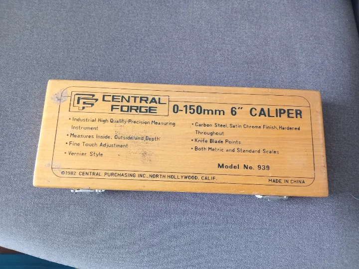 Vernier Calipers 0-150mm 6" Caliper w/ Case image indicator(2)