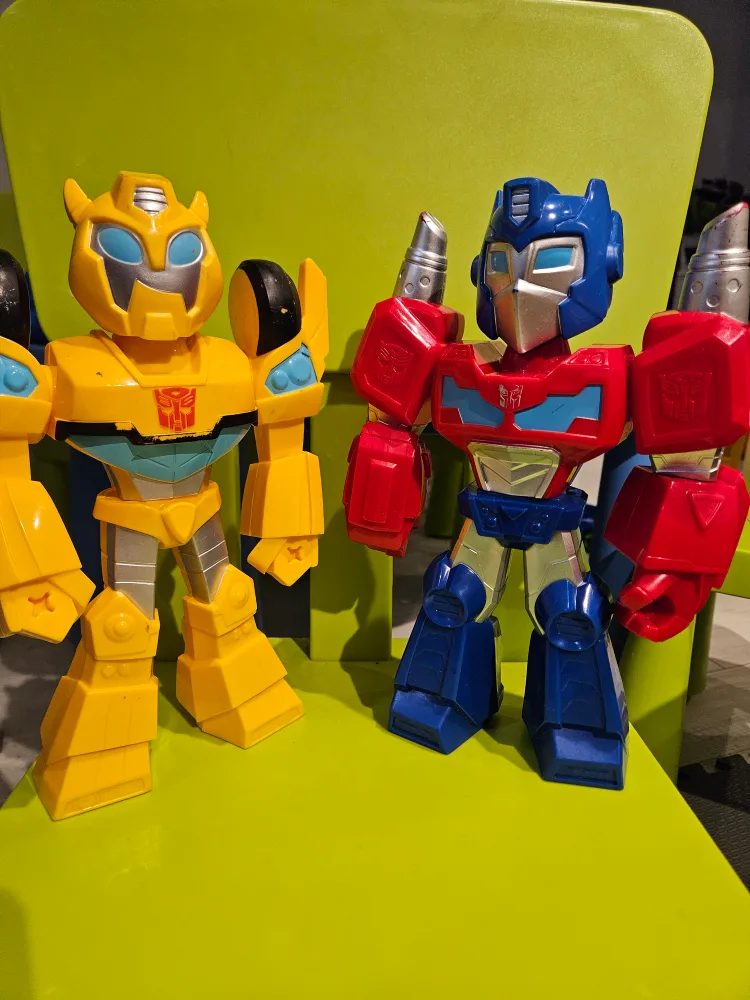 Transformers Rescue Bots Bumblebee & Optimus Prime thumbnail