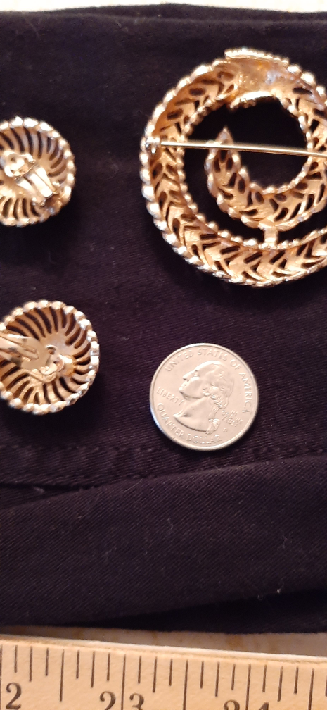 Vintage EC (Enid Collins)  Brooch & clip earring set - photo 2