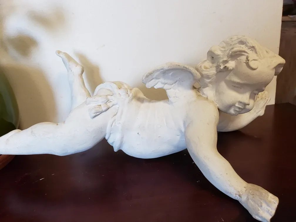 Angel Statue thumbnail