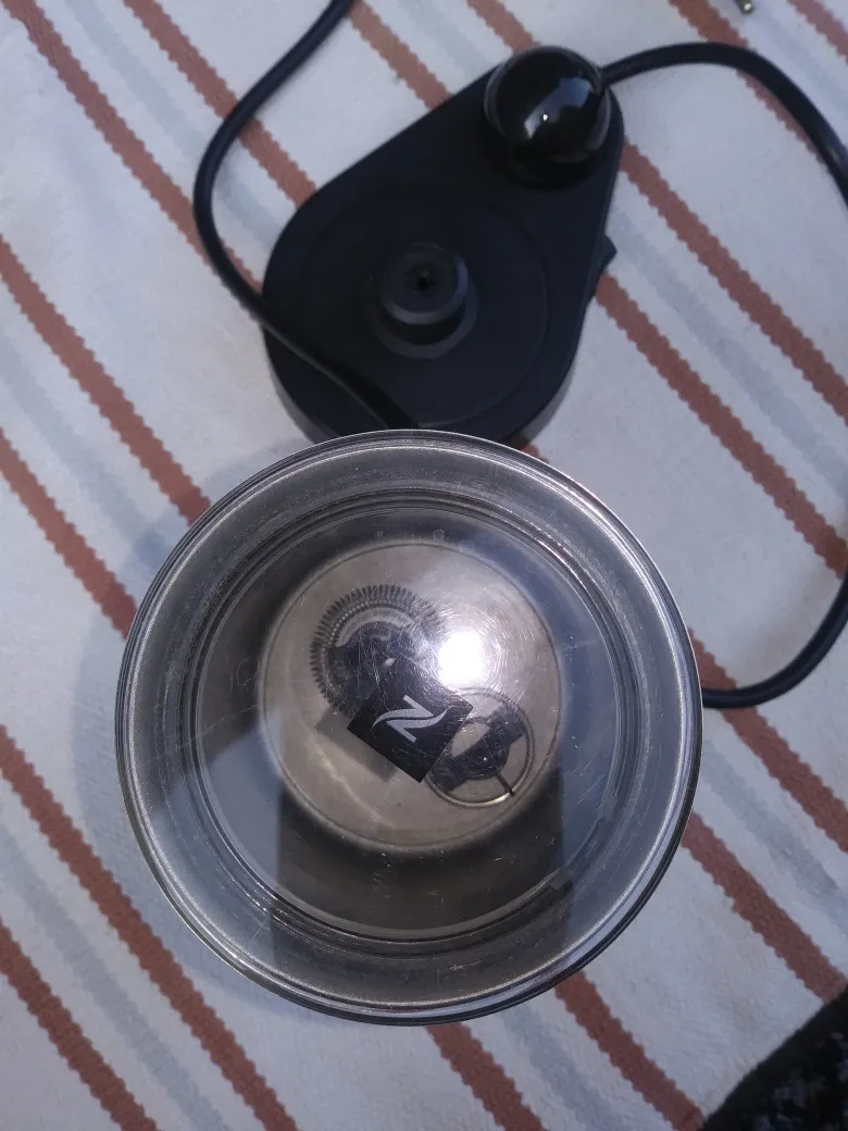 Nespresso Aeroccino 3 Milk Frother - Red image indicator(3)