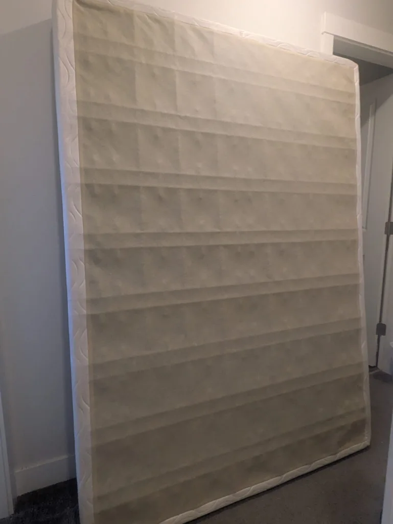 Box spring - Good Condition thumbnail