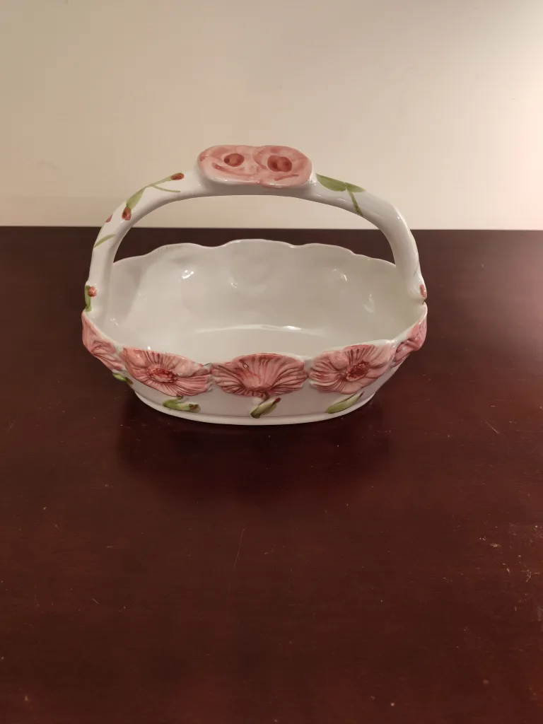 Floral Ceramic Basket thumbnail